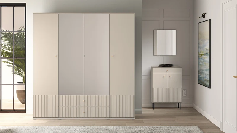 Vier­türiger Schrank Caletto 200 cm mit zwei Schubladen und Spiegel, dekorative Lamellen, beige