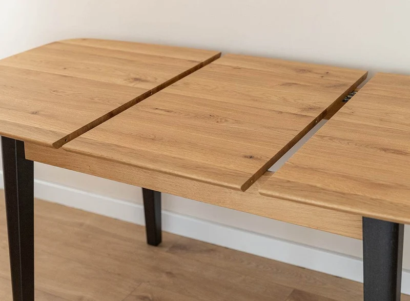 Minimalistischer Tisch aus massiver Eiche mit Verlängerung 45 | Ausziehtisch Orbetello Akzent