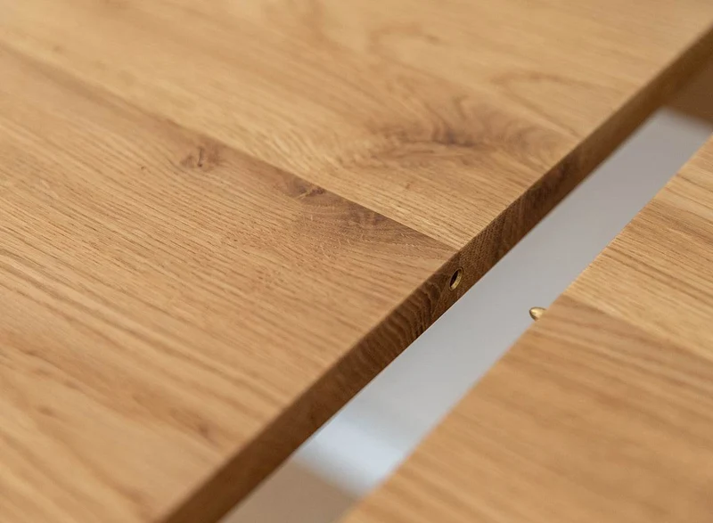 Minimalistischer Tisch aus massiver Eiche mit Verlängerung 45 | Ausziehtisch Orbetello Akzent