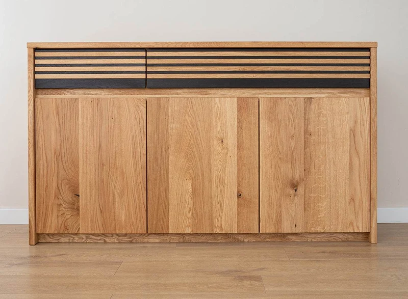 Modernes Sideboard aus massiver Wildeiche | Dreitürige Kommode Ravello mit zwei Schubladen