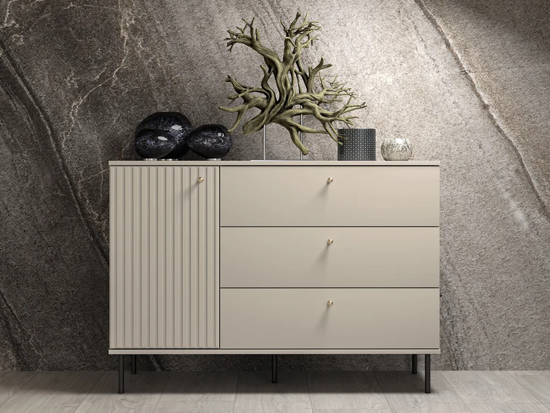 Einflügler-Kommode Caletto mit drei Schubladen, 120 cm, dekorative Lamellen, beige