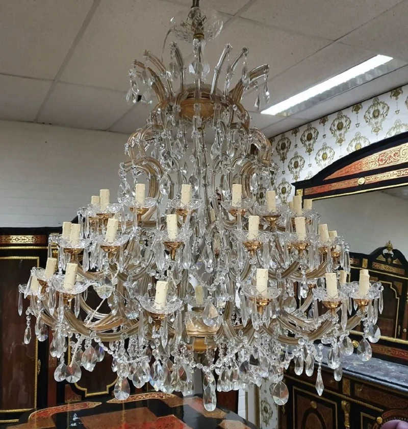 Casa Padrino Luxus Barock Kristall Kronleuchter Kupferfarben / Weiß - Prunkvoller Barockstil Kronleuchter - Barock Kristall Leuchten - Edel & Prunkvoll