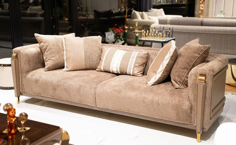 Casa Padrino Luxus Sofa Braun / Gold - Wohnzimmer Sofa - Hotel Sofa - Wohnzimmer Möbel - Hotel Möbel - Luxus Möbel