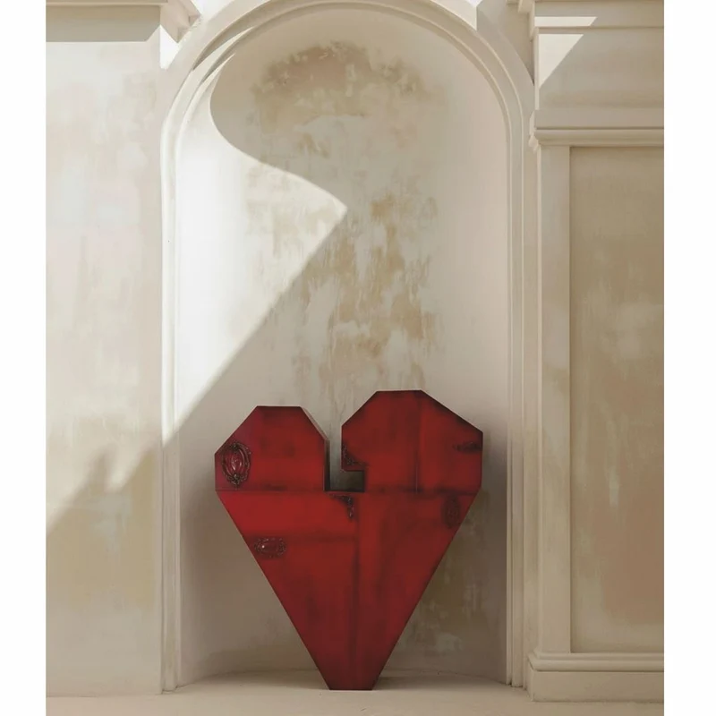 Casa Padrino Luxus Barock Schrank in Herzform Rot / Bunt H. 155 cm - Barock Möbel