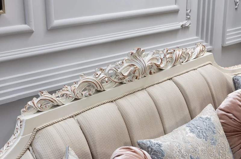 Casa Padrino Luxus Barock Sofa Mehrfarbig / Creamweiß / Kupfer - Barockstil Wohnzimmer Sofa mit elegantem Muster - Luxus Wohnzimmer Möbel im Barockstil - Barock Einrichtung - Barock Möbel