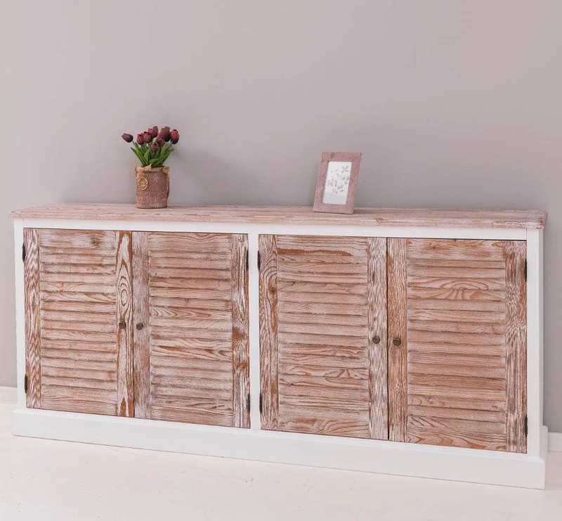 Sideboard aus Massivholz mit Lamellentüren | Kommode mit vier Türen und Knopfgriffen