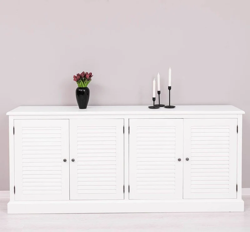 Sideboard aus Massivholz mit Lamellentüren | Kommode mit vier Türen und Knopfgriffen
