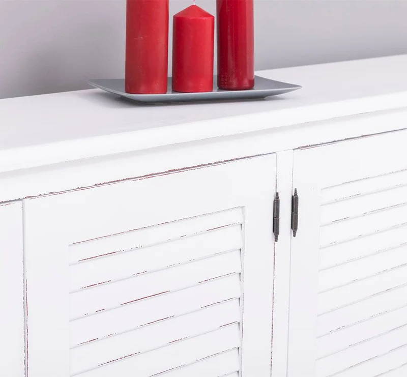 Sideboard aus Massivholz mit Lamellentüren | Kommode mit vier Türen und Knopfgriffen