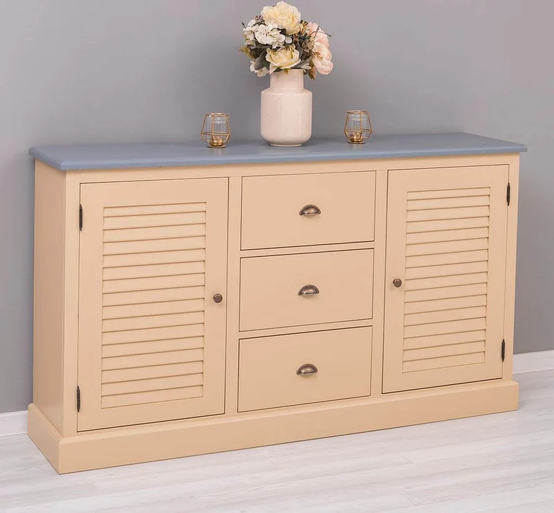 Kommode mit Lamellentüren | Sideboard aus Massivholz