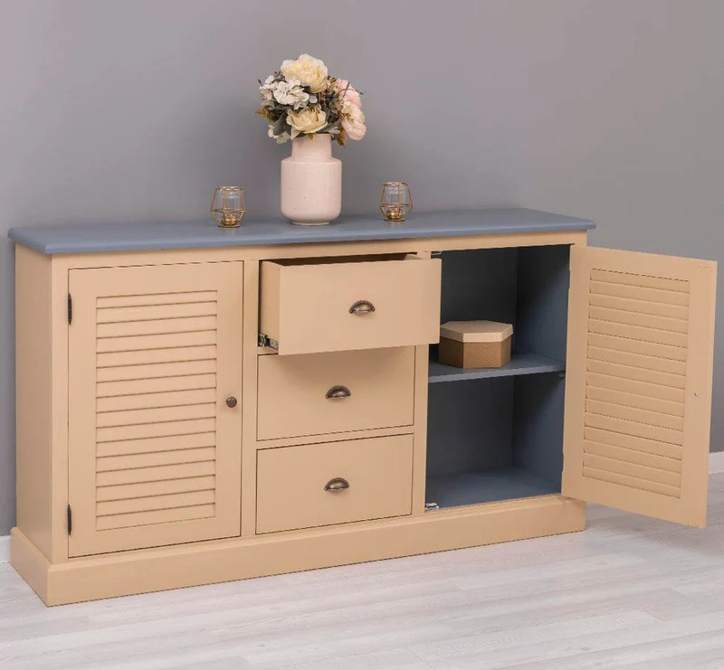 Kommode mit Lamellentüren | Sideboard aus Massivholz