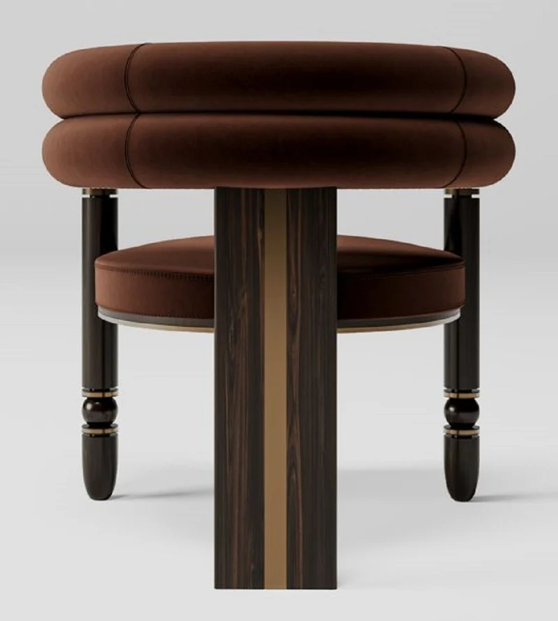 Casa Padrino Luxus Samt Esszimmer Stuhl mit Armlehnen Braun / Dunkelbraun / Messing 69 x 63 x H. 72 cm - Küchen Stuhl mit edlem Samtstoff - Esszimmer Möbel - Luxus Möbel