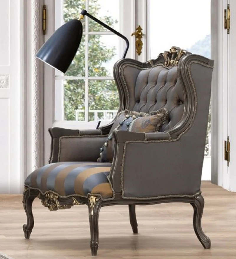 Casa Padrino Luxus Barock Wohnzimmer Set Blau / Grau / Gold - 2 Sofas & 2 Sessel & 1 Couchtisch - Prunkvolle Barock Wohnzimmer Möbel