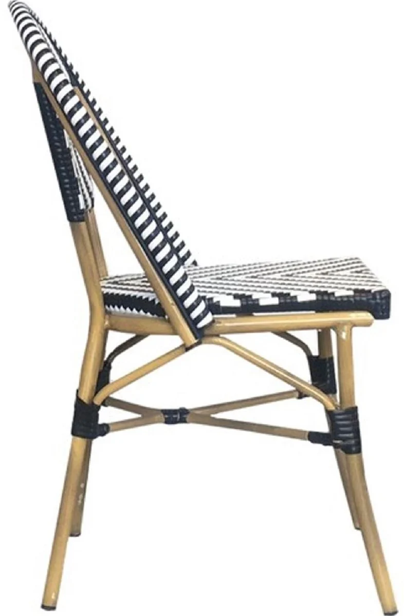 Casa Padrino Luxus Esszimmer Stuhl Weiß / Schwarz / Beige 49 x 46 x H. 91 cm - Luxus Rattan Garten Stuhl - Esszimmer Möbel - Garten Möbel - Rattan Möbel - Luxus Möbel